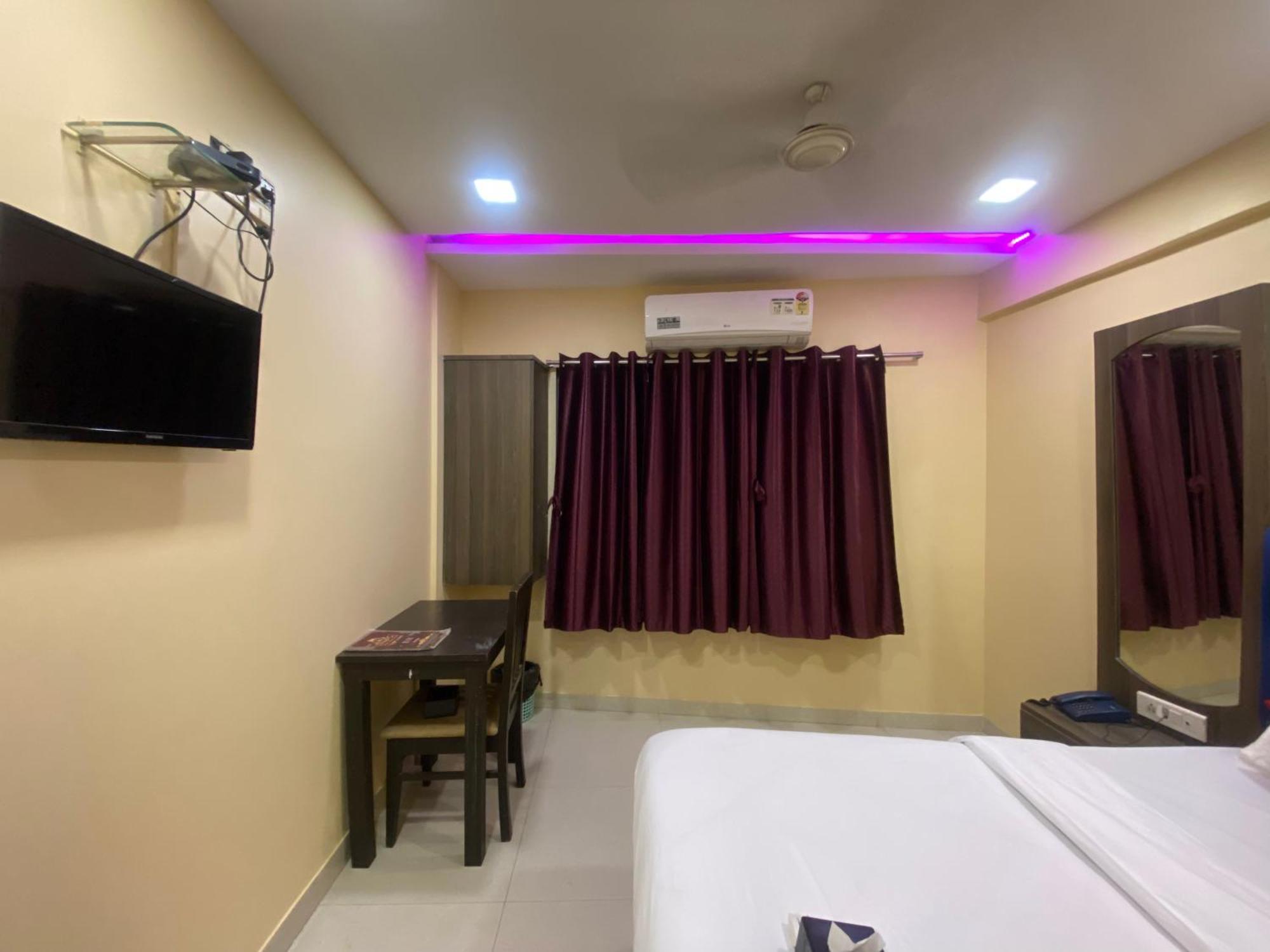 Royal Grand - Near International Airport