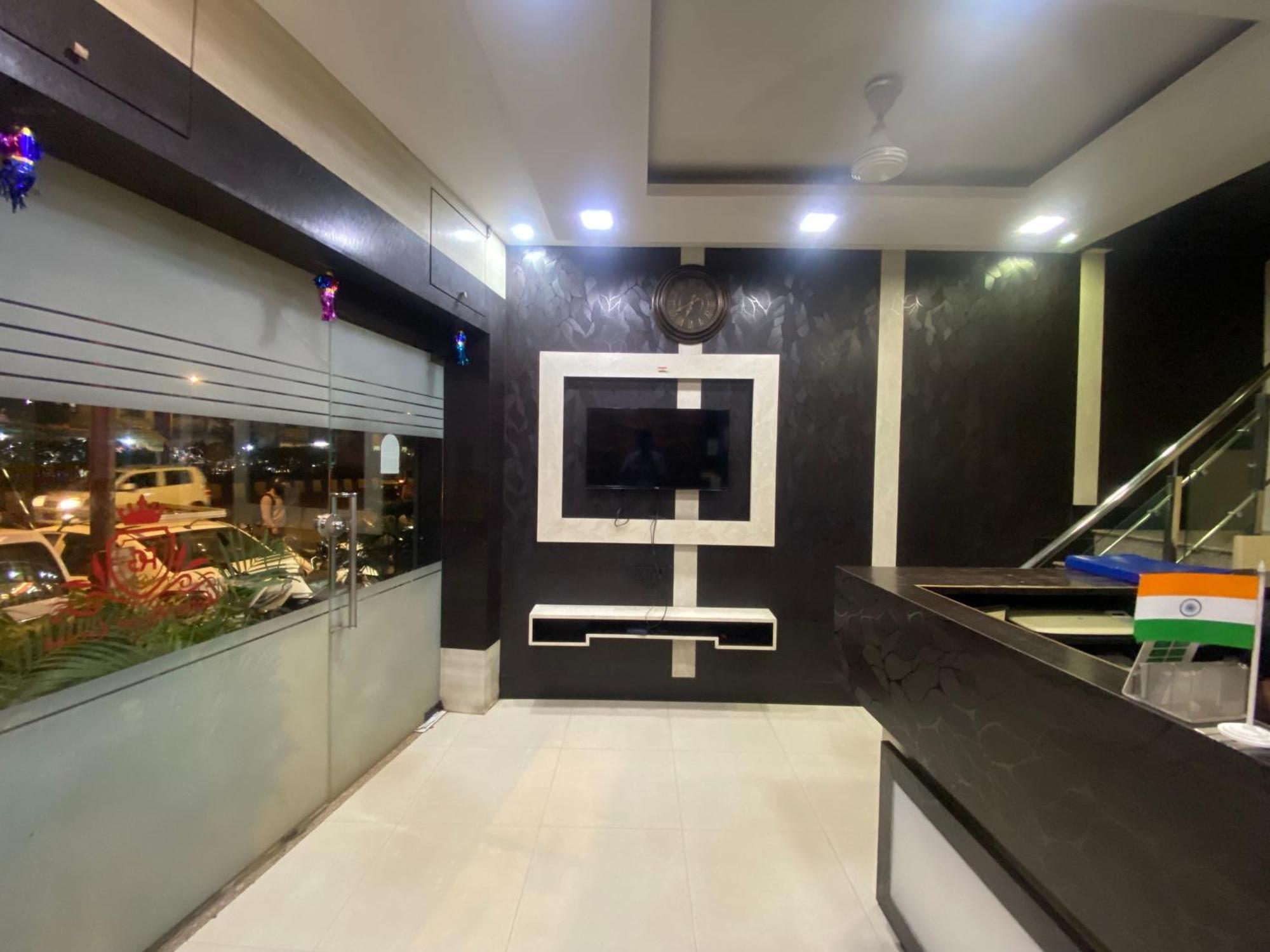 Royal Grand - Near International Airport Mumbai